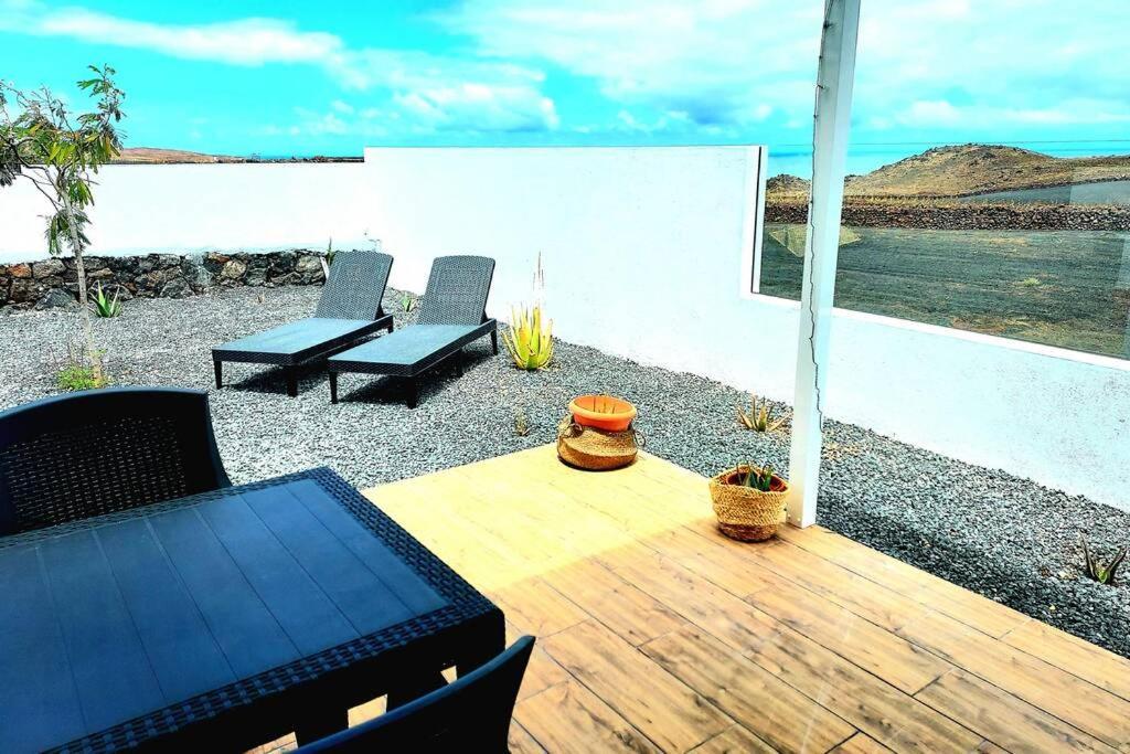 Lanzarote Ocean Loft B Appartement Tinajo Buitenkant foto